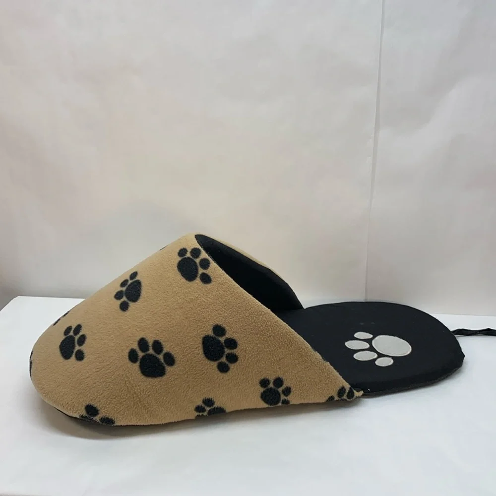 Plush Cat/Dog Cave Pet Bed slipper shoe shaped paw print